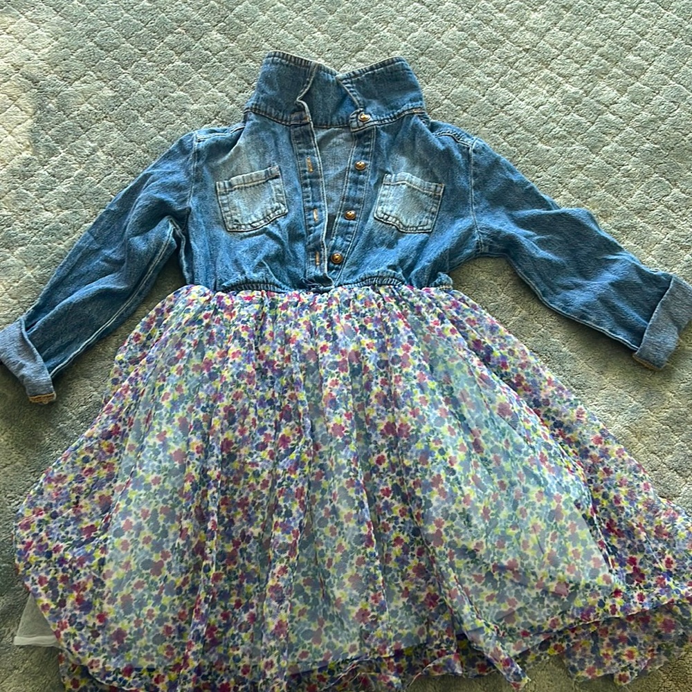 Dress tops(lose the belt)still in good condition.